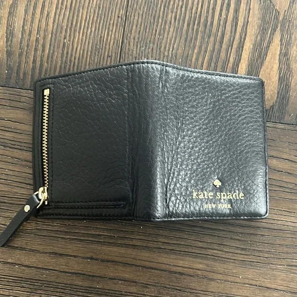 Kate Spade Small Bifold Wallet in Black - Picture 8 of 9